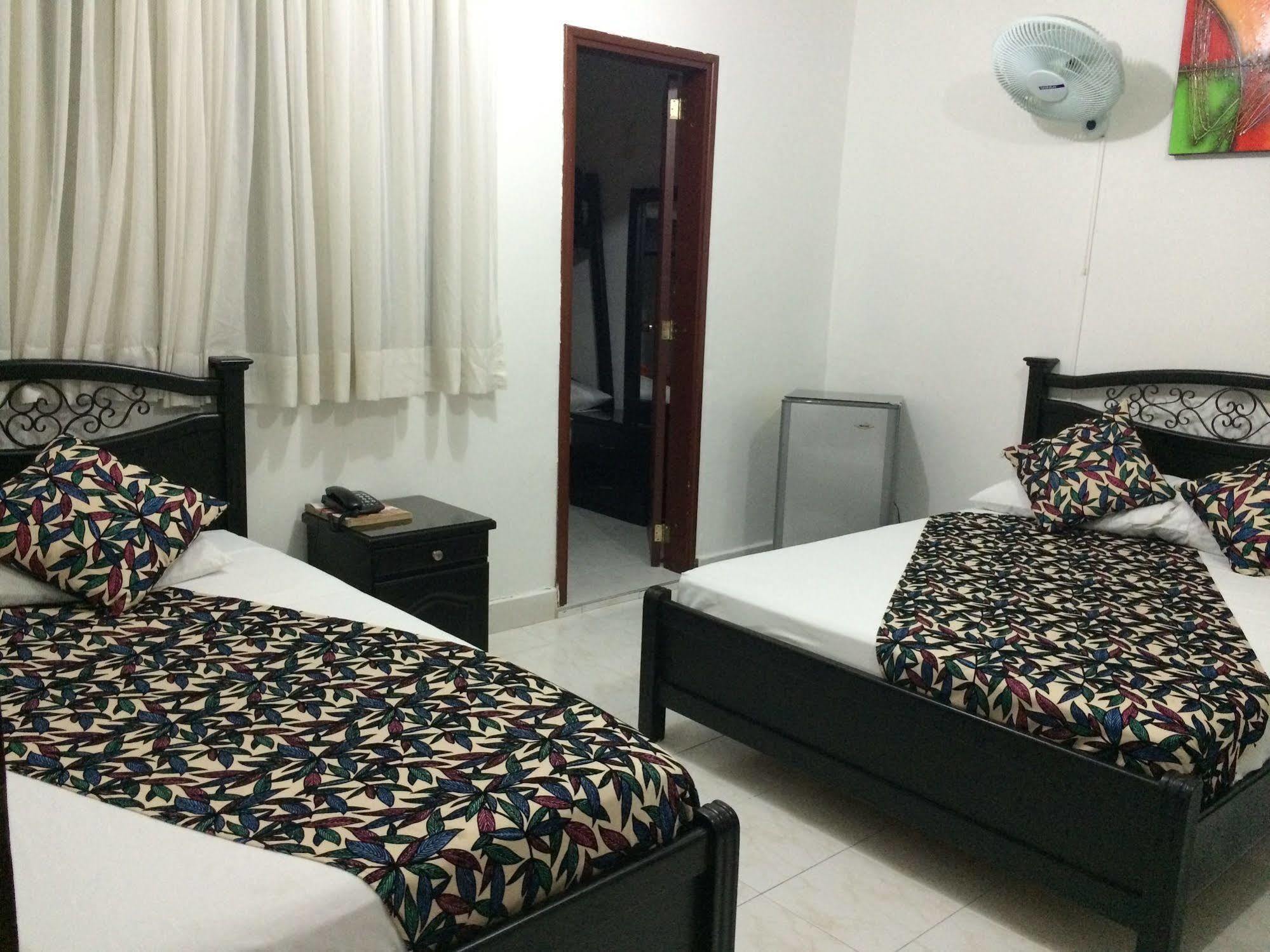 Imperio La 16 Hotel Pereira Kültér fotó